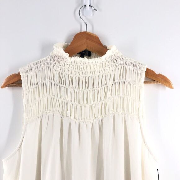 1. STATE Sleeveless‎ Shift Dress Ivory Medium - Picture 6 of 8